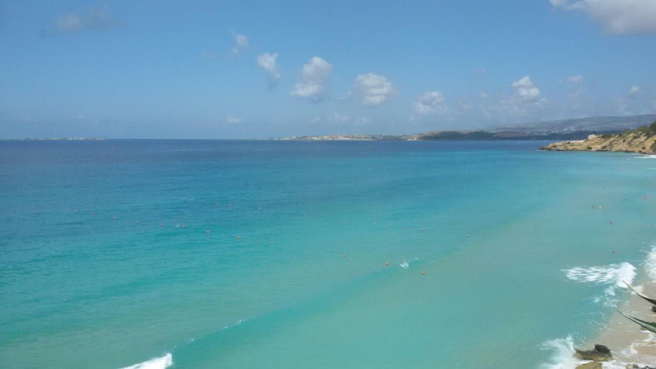 Artemis Superb 2 Bedroom Apartment 700 M Away From The Beach Minia Exterior foto