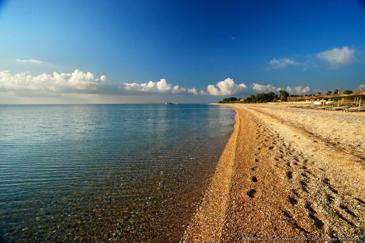 Artemis Superb 2 Bedroom Apartment 700 M Away From The Beach Minia Exterior foto